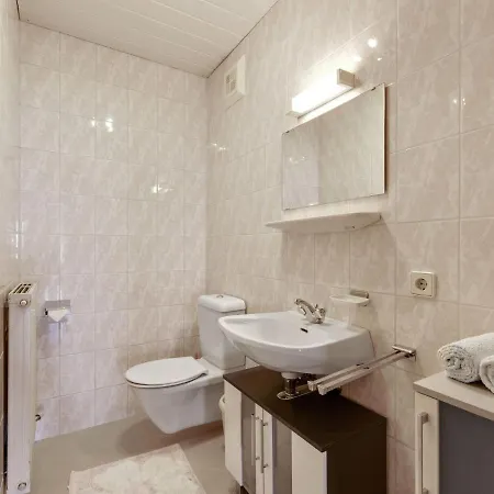 In Near アフリッツ