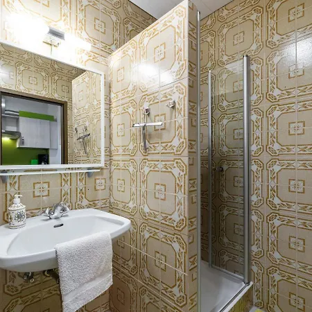 アパート In Near *