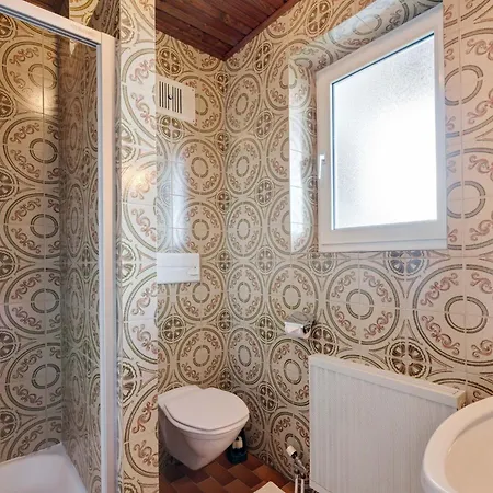 アパート In Near アフリッツ