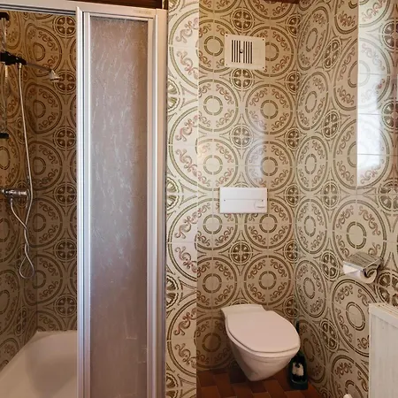 アパート In Near *