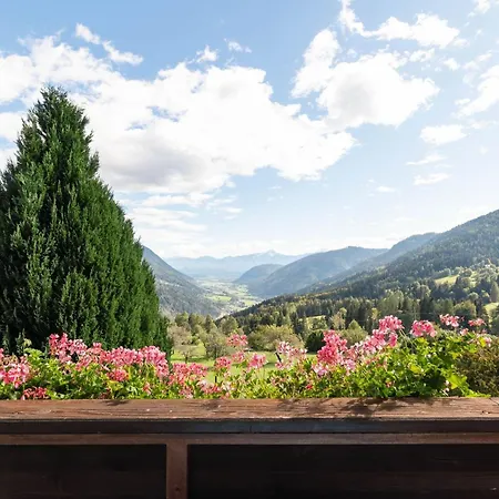 アパート In Near *