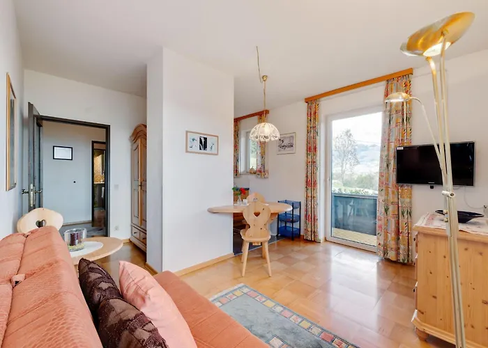 In Near Apartament Afritz