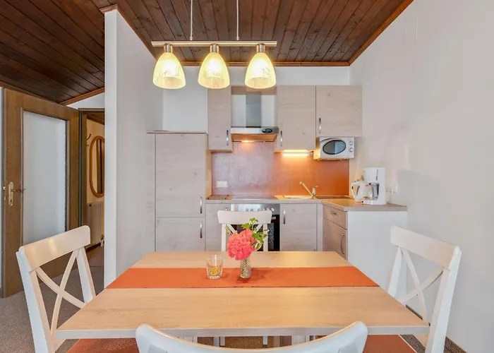 דירה In Near אפריץ