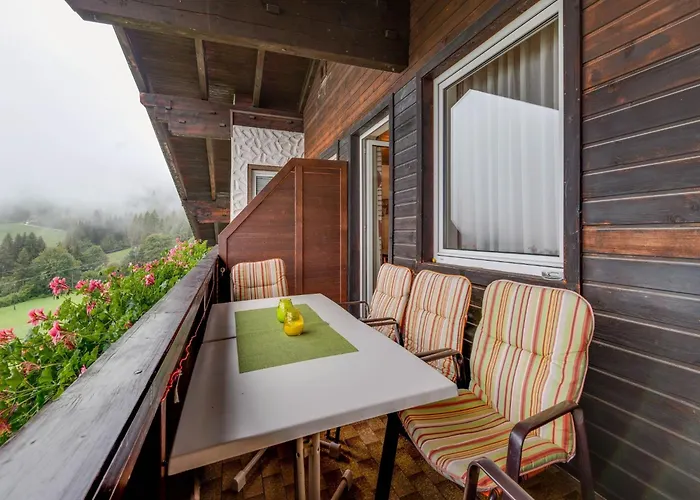 In Near * אפריץ